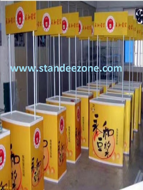 standeezone-quay-booth-nhua-quay-ban-hang-luu-dong-nhua-booth-nhua-luu-dong-quay-booth-nhua-luu-dong-ban-sampling-di-dong.jpg